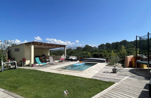 Fuveau Villa | Villa vue Sainte Victoire Entre Aix en Provence et la Ciotat