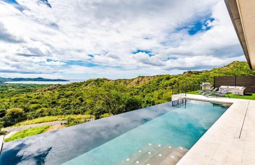 Rio Seco Villa | Villa w - Infinity Pool and Stunning Ocean Views