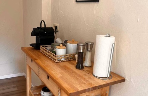 Bad Kissingen Apartment | Villa Waldeck: Secluded location | sun terrace | kitchen