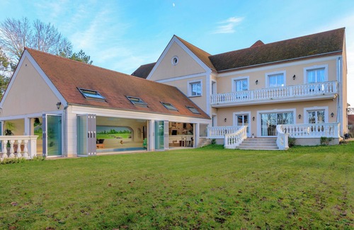 Poigny la Foret Villa | Villa Westwood - Les Demoiselles à Versailles