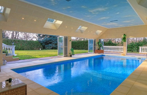 Poigny la Foret Villa | Villa Westwood - Les Demoiselles à Versailles