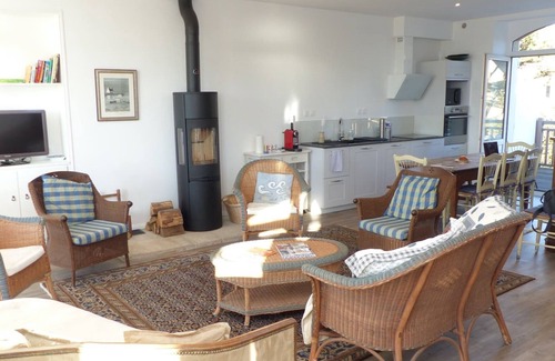 Saint-Pierre-Quiberon Ski Chalet | Villa with incredible ocean views