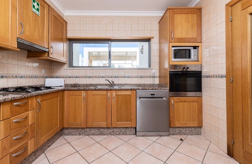 Manta Rota Ski Chalet | Villa with 3 bedrooms only 100m from the beach with patio by AlgarveManta (41V3)