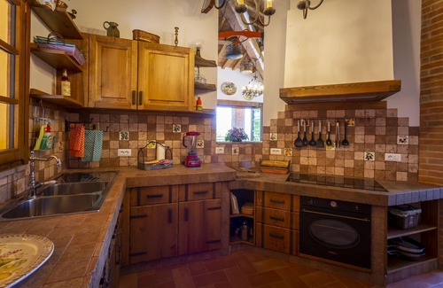 Montaione Villa | Villa with A/C, pool, WIFI, TV, patio, pets allowed, panoramic view, close to San Gimignano