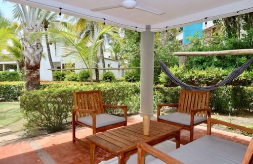 Tolu Apartment | Villa with a view of the the sea and 50 meters away Gated community