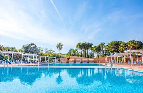 San Vincenzo Villa | Villa with air conditioning, pool and terrace