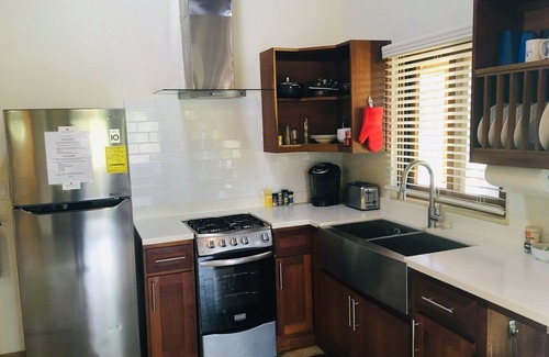 San Antonio Villa | Villa with A/C & Pool in Mountain Pine Ridge. GOLD STANDARD CERTIFIED.