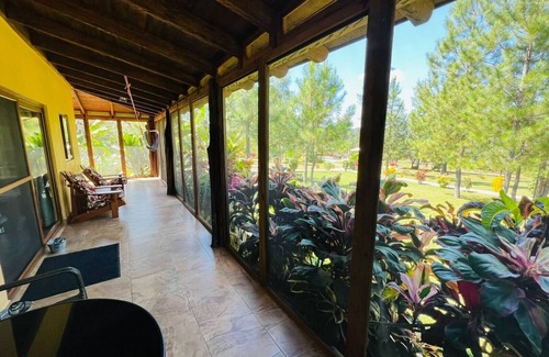 San Antonio Villa | Villa with A/C & Pool in Mountain Pine Ridge. GOLD STANDARD CERTIFIED.