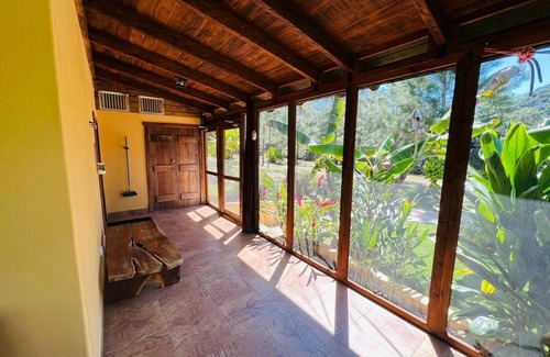 San Antonio Villa | Villa with A/C & Pool in Mountain Pine Ridge. GOLD STANDARD CERTIFIED.