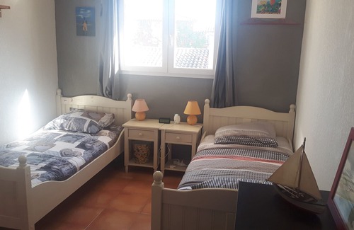 Canet-en-Roussillon Villa | Villa with pool, jacuzzi, terrace. Located 4.5km from the beach.