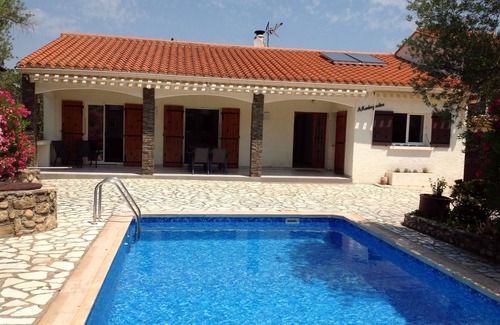 Laroque-des-Alberes Villa | Villa with pool - secluded garden - amazing views - walking distance of village!