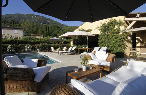 Le Bar-sur-Loup House | Villa with pool and river enjoying incredible mountain views
