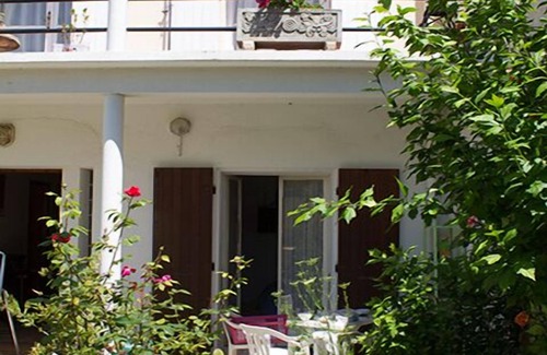 Narbonne Villa | Villa with garden near the historic center of Narbonne