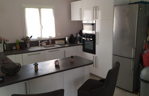 Molleges House | Villa with heated pool near the alpilles.