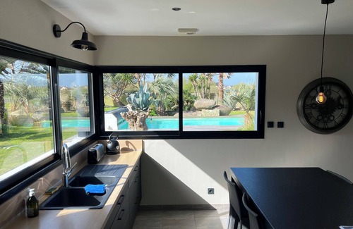 Guisseny House | Villa with heated pool from May to mid-October 700 meters from the beach