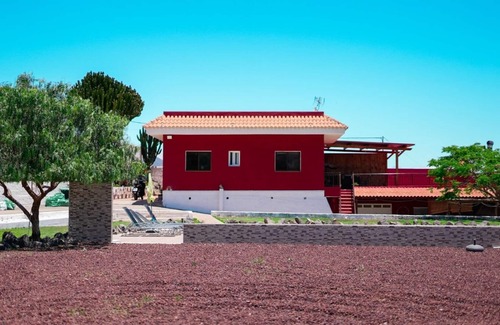 Arafo Villa | villa with heated pool near the beach fantastic views