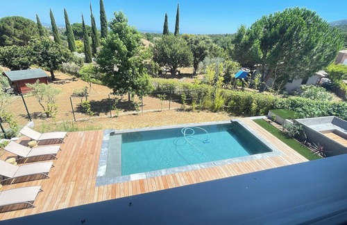 Sorede Villa | Villa with infinity pool 10 minutes from the beaches of Argeles sur mer.