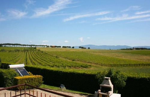 Petrignano del Lago Villa | Villa with private swimming pool, green fenced garden, perfect for families with children, just outs