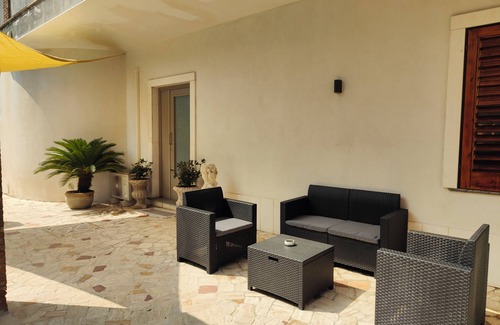Viagrande Villa | Villa with large garden and views of Mount Etna. Gazebo and barbecue