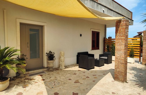 Viagrande Villa | Villa with large garden and views of Mount Etna. Gazebo and barbecue