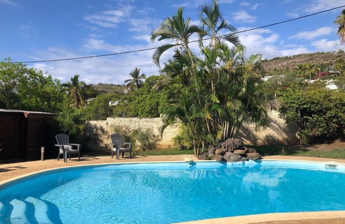 Cap Champagne Villa | Villa with large pool, five minutes' walk from the beach