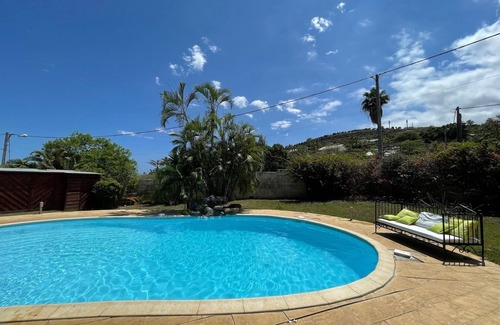 Cap Champagne Villa | Villa with large pool, five minutes' walk from the beach