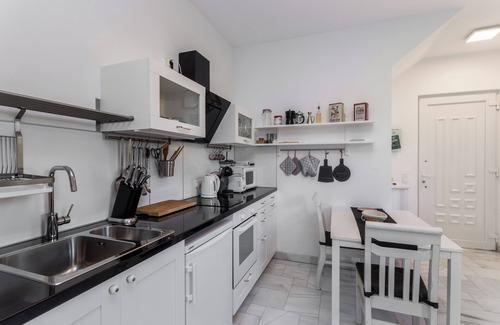 Calafell Villa | Villa with large pool, loft and granny apartment