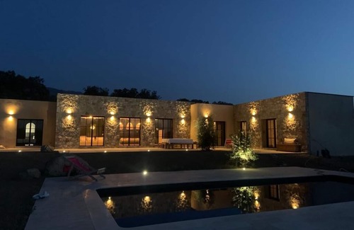 Occhiatana Villa | Villa with mountain view, between sea and golf