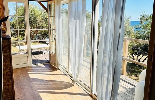 Sari-Solenzara Villa | Villa with panoramic sea view, private pool and creek access