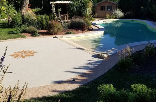 Le Thor Villa | Villa with Plage® pool, and large shaded garden in Provence and Luberon.