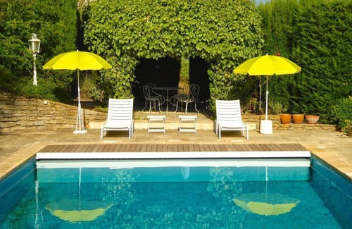 Le Beausset Villa | Villa with pool for 8 to 10 near the sea