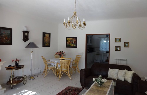 Porches House | Villa with pool in an exotic garden, just a few minutes' drive to the beach