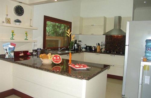 Ban Sakhu Villa | villa with pool in tropical garden