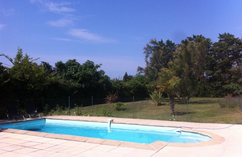 Le Thor Villa | Villa with pool in the countryside