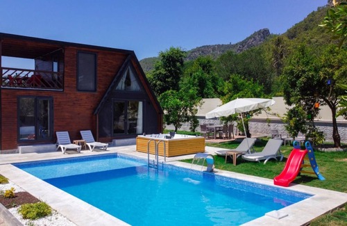 Fethiye Villa | Villa with Pool, Jacuzzi and Backyard in Inlice