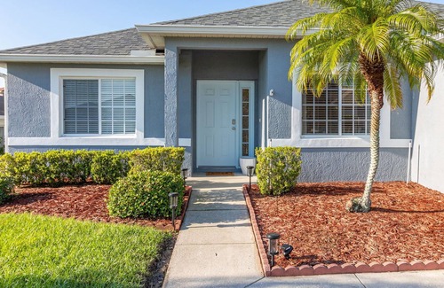 Hillcrest Estates Villa | Villa with pool, recently refurbished, Disney is only a 20 minute drive