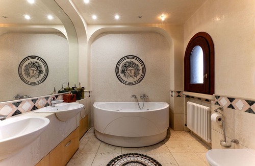 Galatina Villa | Villa with pool, tennis court, sauna, 6 bedrooms, m850