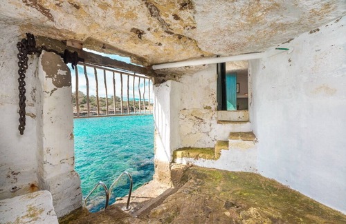 Alcaufer Villa | Villa with private cave and sea access, Alcaufar