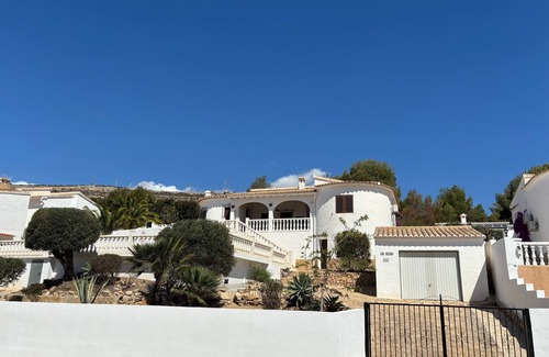Cumbre del Sol Villa | Villa with private swimming pool and sea view