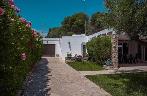 Calafat House | Villa with private pool in Calafat!