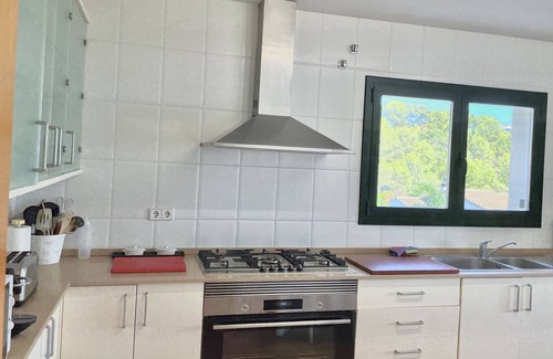 Tarragona Villa | VILLA WITH PRIVATE POOL IN FRONT OF THE SEA, BARBECUE IN TARRAGONA