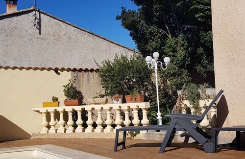 Capestang Villa | Villa with private pool near the Canal du Midi.