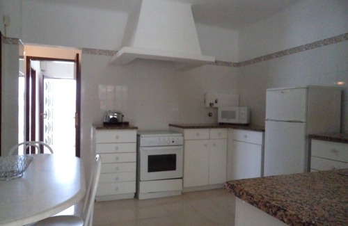 Areias Dos Moinhos Villa | Villa with private pool and tennis court overlooking the sea