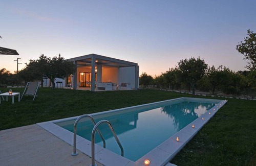 Noto Villa | Villa with private pool stunning sea view, near the center of Noto/services