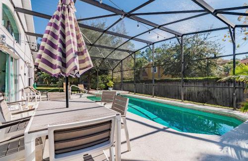 Lake Berkley Villa | Villa with Private Pool in Lake Berkley Resort