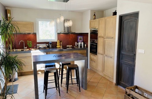 Simiane-Collongue Villa | Villa with swimming pool, in the heart of the Aix countryside