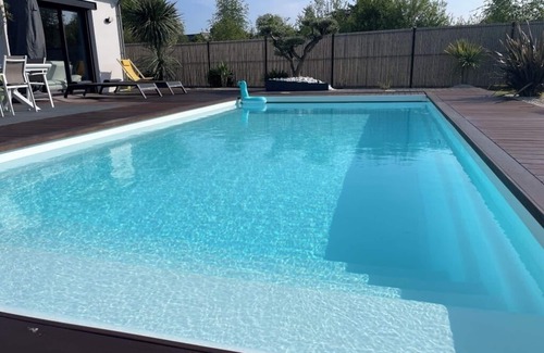 Dinard Villa | Villa with swimming pool and private parking for 8 people