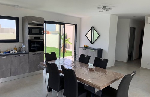 Meze Villa | VILLA with swimming pool, breathtaking view of the Sesquiers lake