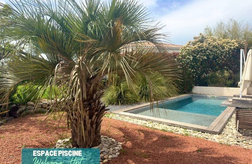 Teyran Villa | Villa with View, Pool & Absolute Calm