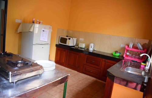 Hikkaduwa Villa | Villa Wynn air con House Hikkaduwa (2BR 2BA, 300m to Beach)